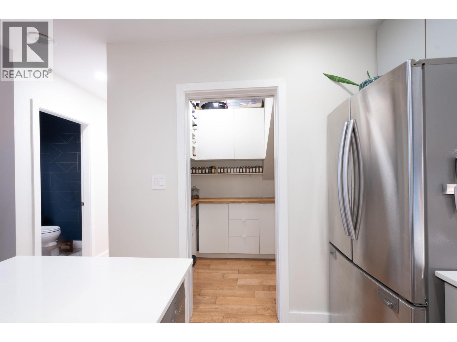 290 E 11th Avenue, Vancouver, British Columbia  V5T 2C3 - Photo 12 - R3163366