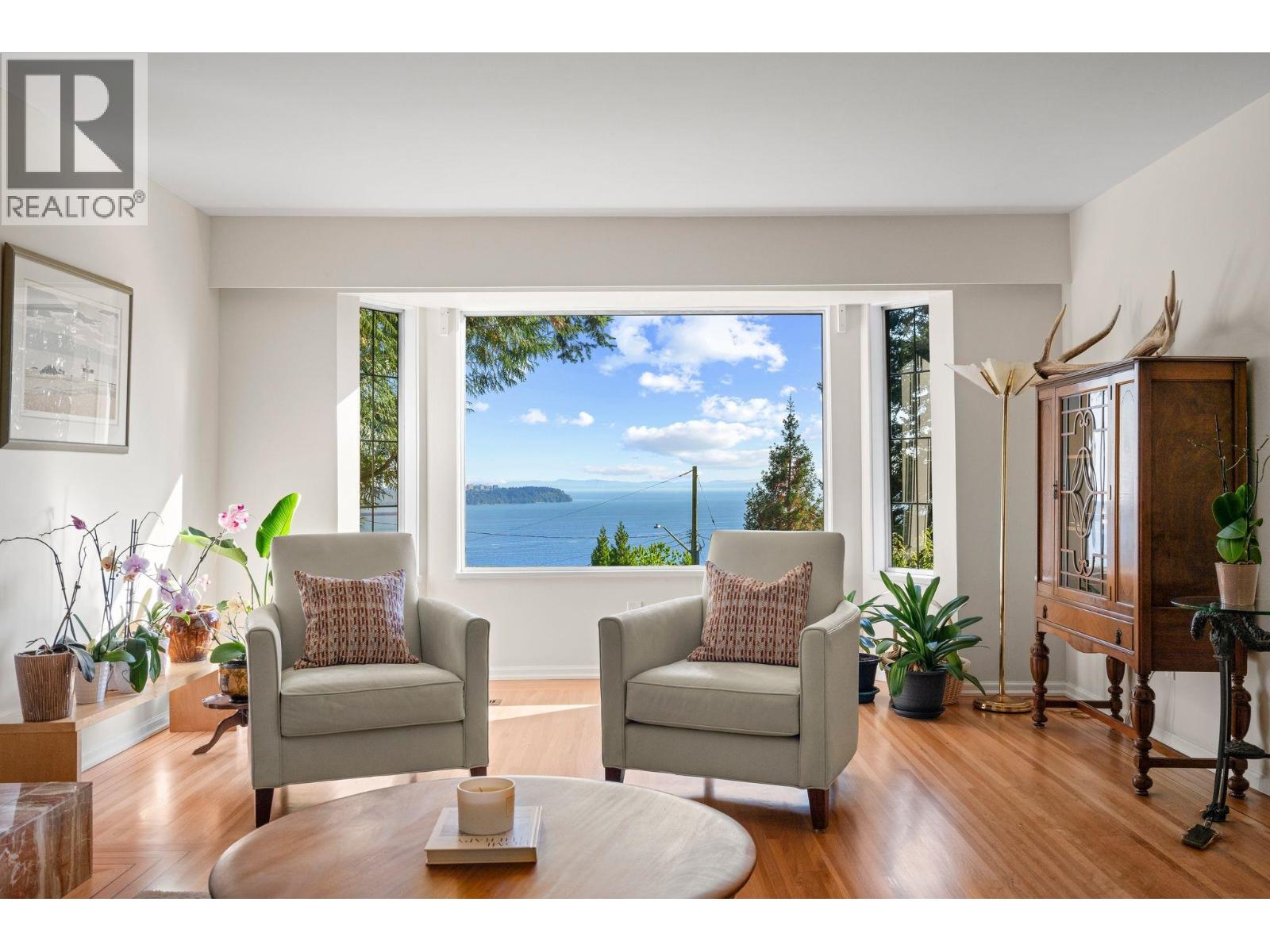 3845 Southridge Avenue, West Vancouver, British Columbia  V7V 3H9 - Photo 7 - R3163380