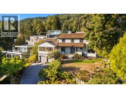 3845 SOUTHRIDGE AVENUE, West Vancouver, British Columbia