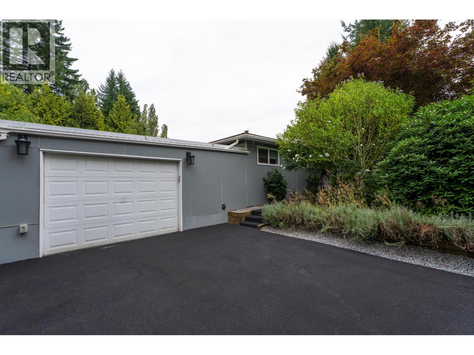 20955 118 Avenue, Maple Ridge, British Columbia  V2X 2M6 - Photo 3 - R3163405