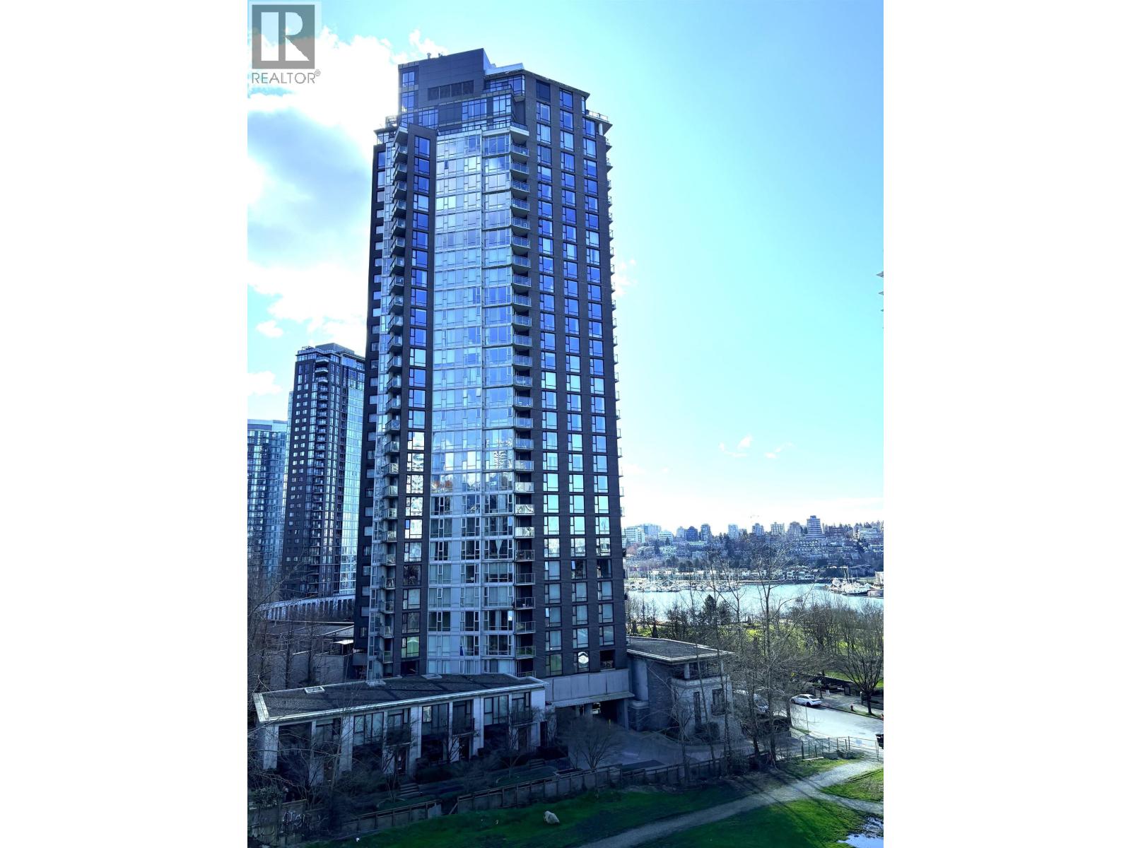 607 583 Beach Crescent, Vancouver, British Columbia  V6Z 3E6 - Photo 3 - R3163346