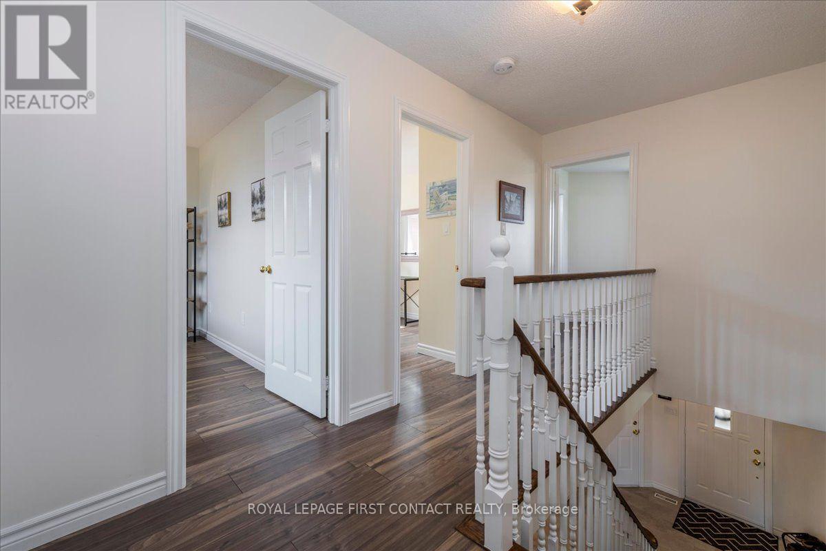 15 Sherwood Court, Barrie (Northwest), Ontario  L4N 9V2 - Photo 16 - S13762608
