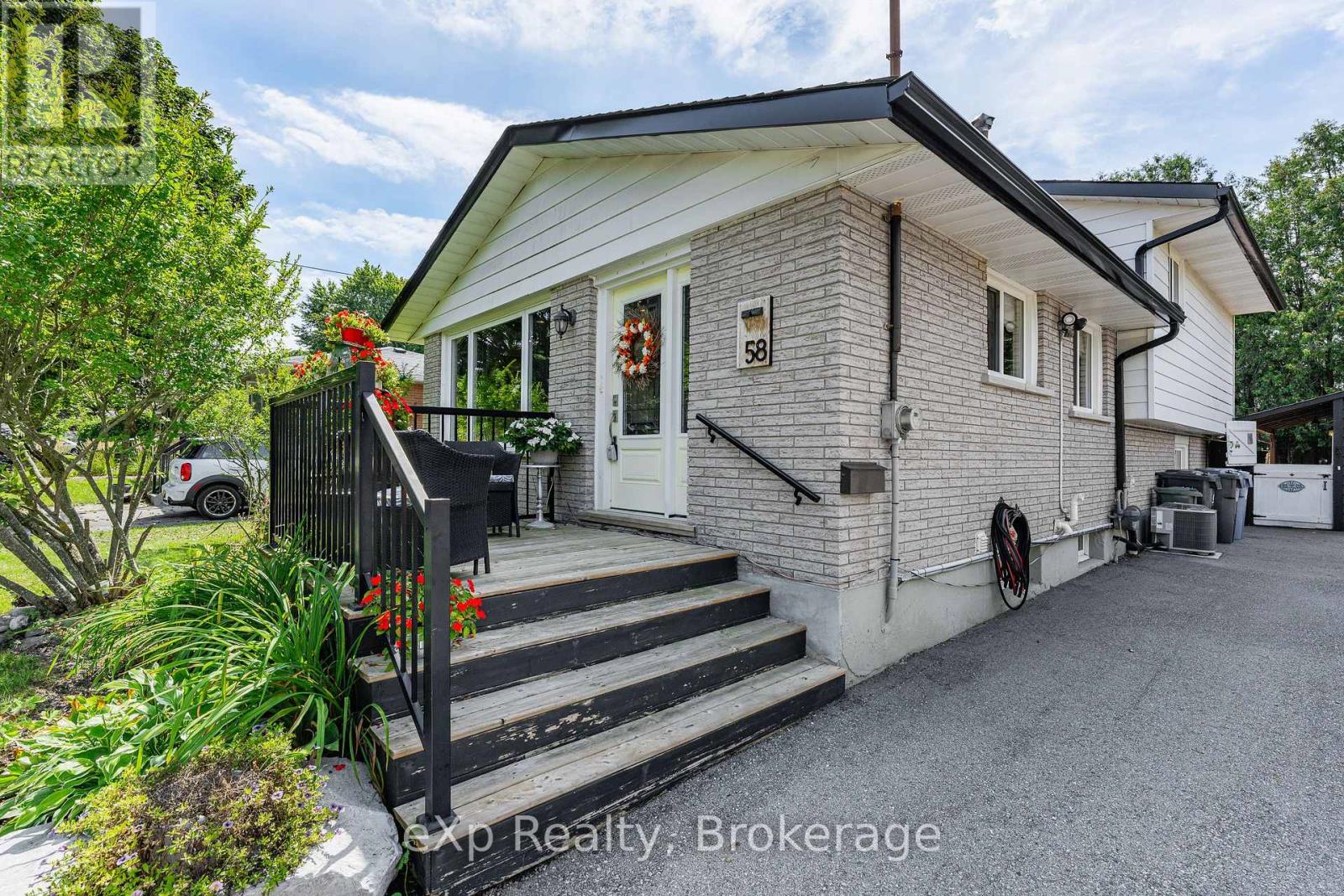 58 Cheltonwood Avenue, Guelph (Grange Road), Ontario  N1E 4E3 - Photo 2 - X13762676