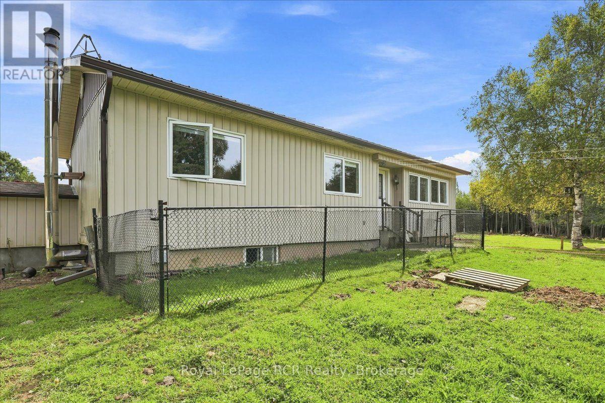 151601 Southgate Sideroad 15, Southgate, Ontario  N0G 1N0 - Photo 3 - X13762688