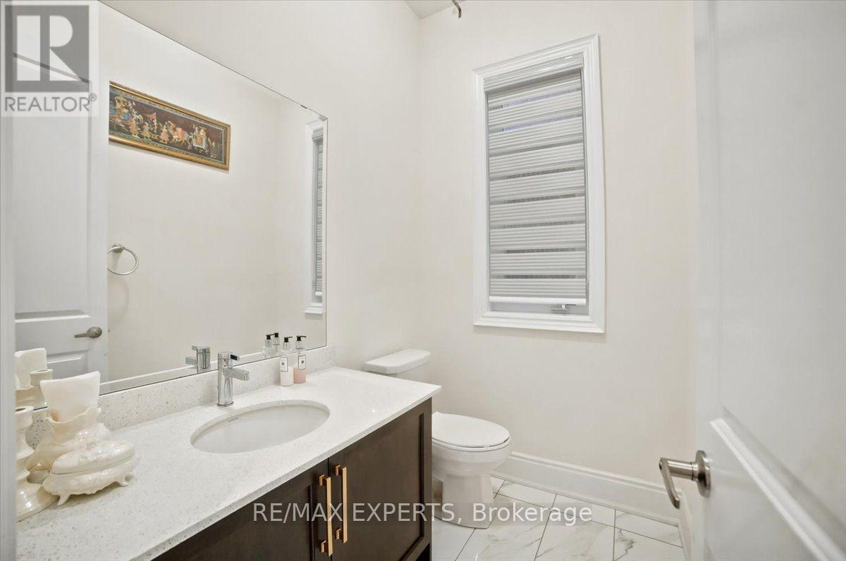 30 Midmorning Road, Brampton, Ontario  L1R 0N8 - Photo 12 - W13762686