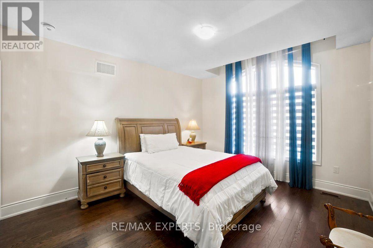 30 Midmorning Road, Brampton, Ontario  L1R 0N8 - Photo 13 - W13762686