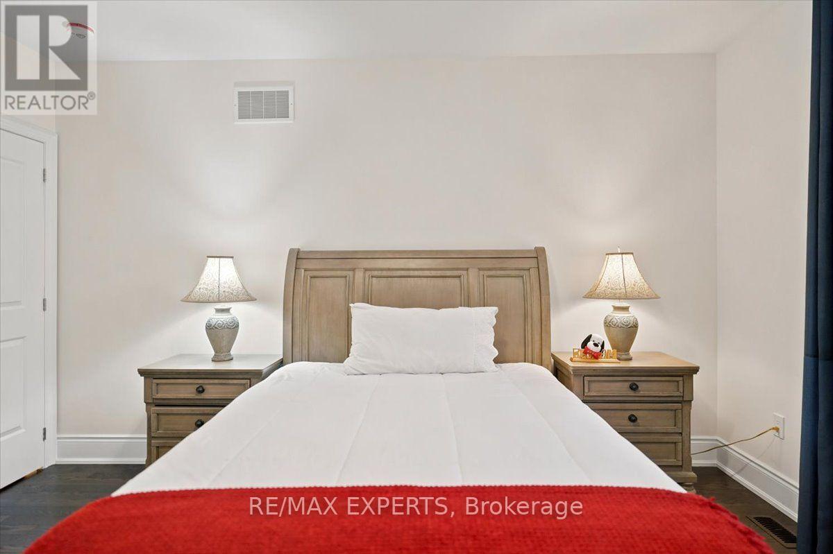 30 Midmorning Road, Brampton, Ontario  L1R 0N8 - Photo 35 - W13762686