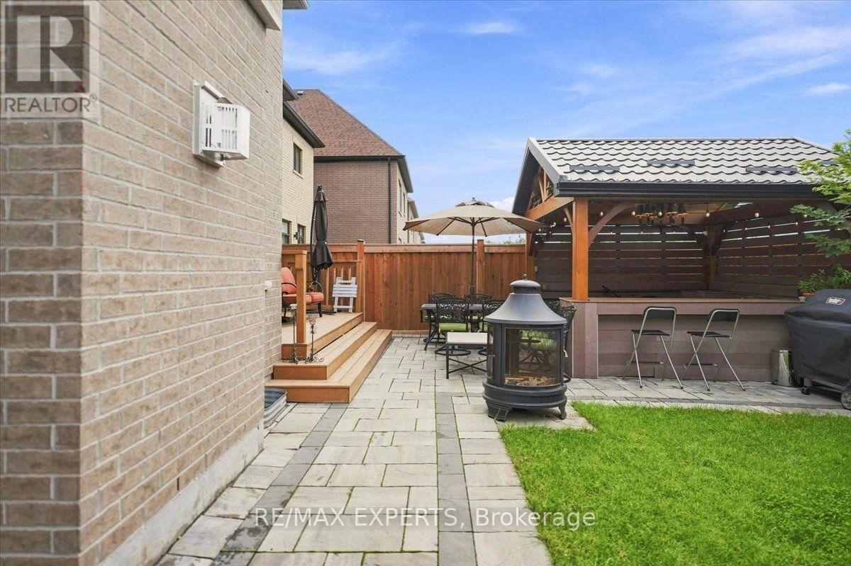 30 Midmorning Road, Brampton, Ontario  L1R 0N8 - Photo 40 - W13762686
