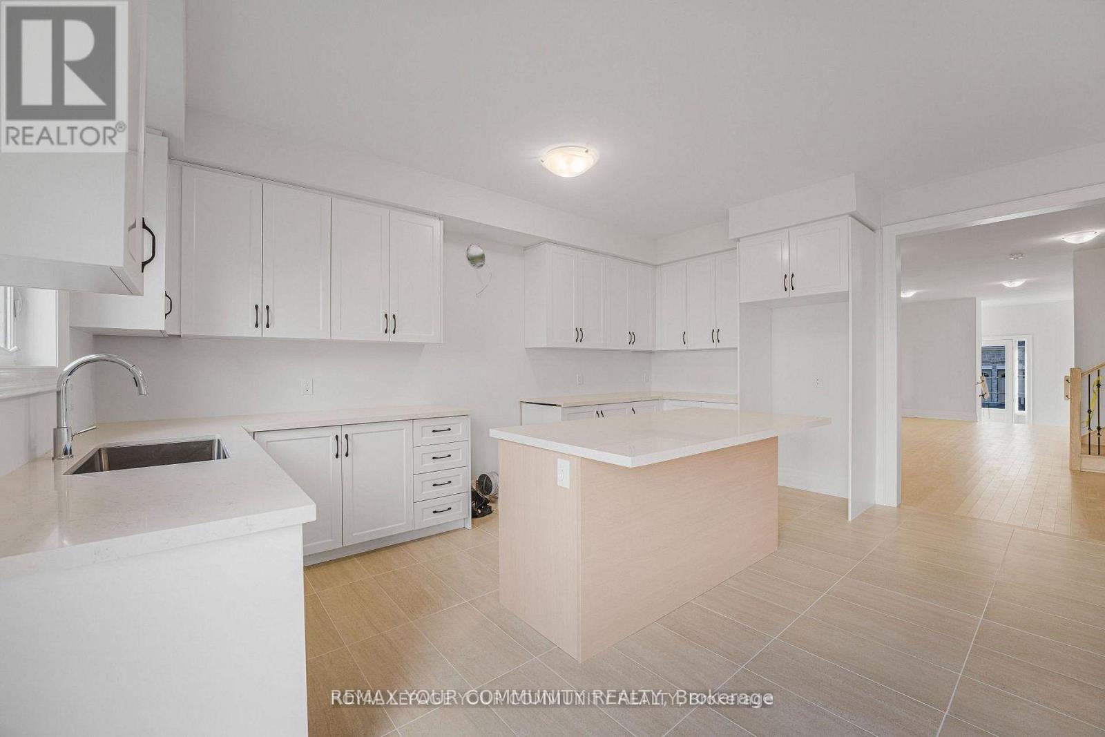 Upper - 14 Donnybrook Court, Brampton, Ontario  L7A 1W2 - Photo 10 - W13762722