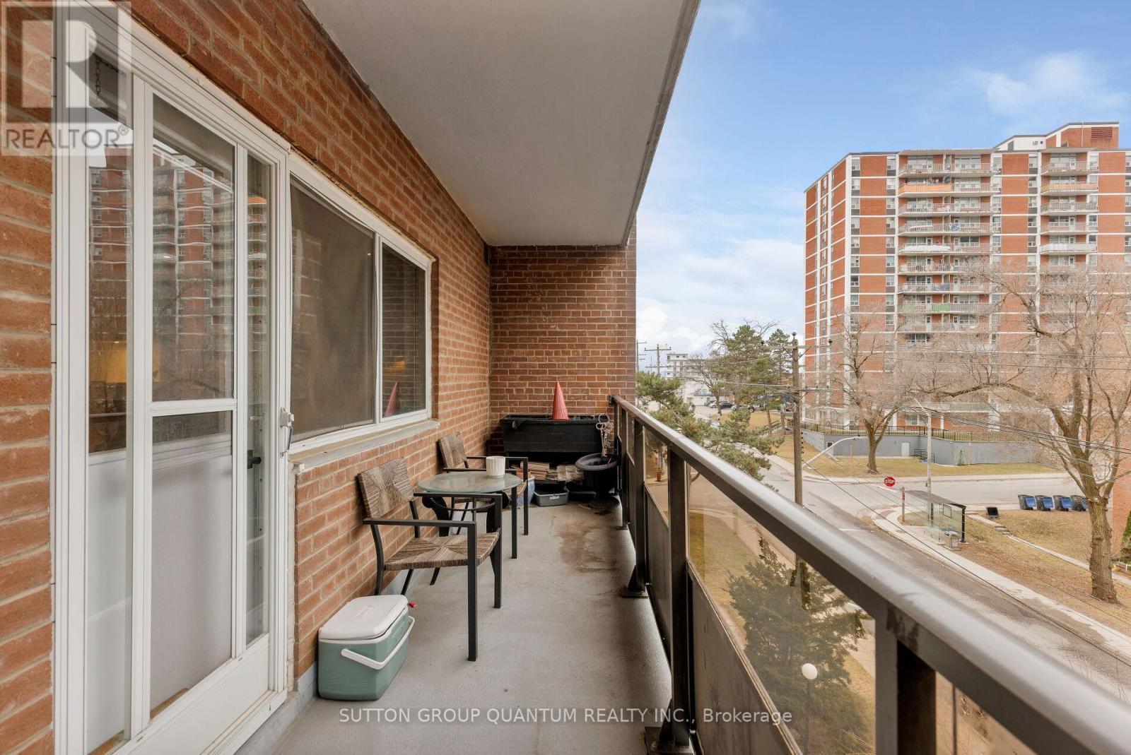 401 - 15 Elizabeth Street N, Mississauga, Ontario  L5G 2Z3 - Photo 15 - W13762738