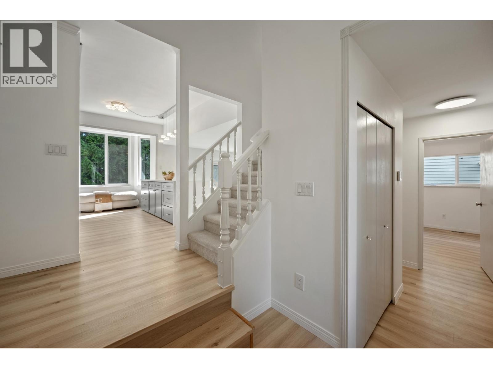 2556 Trillium Place, Coquitlam, British Columbia  V3E 2G3 - Photo 3 - R3162914