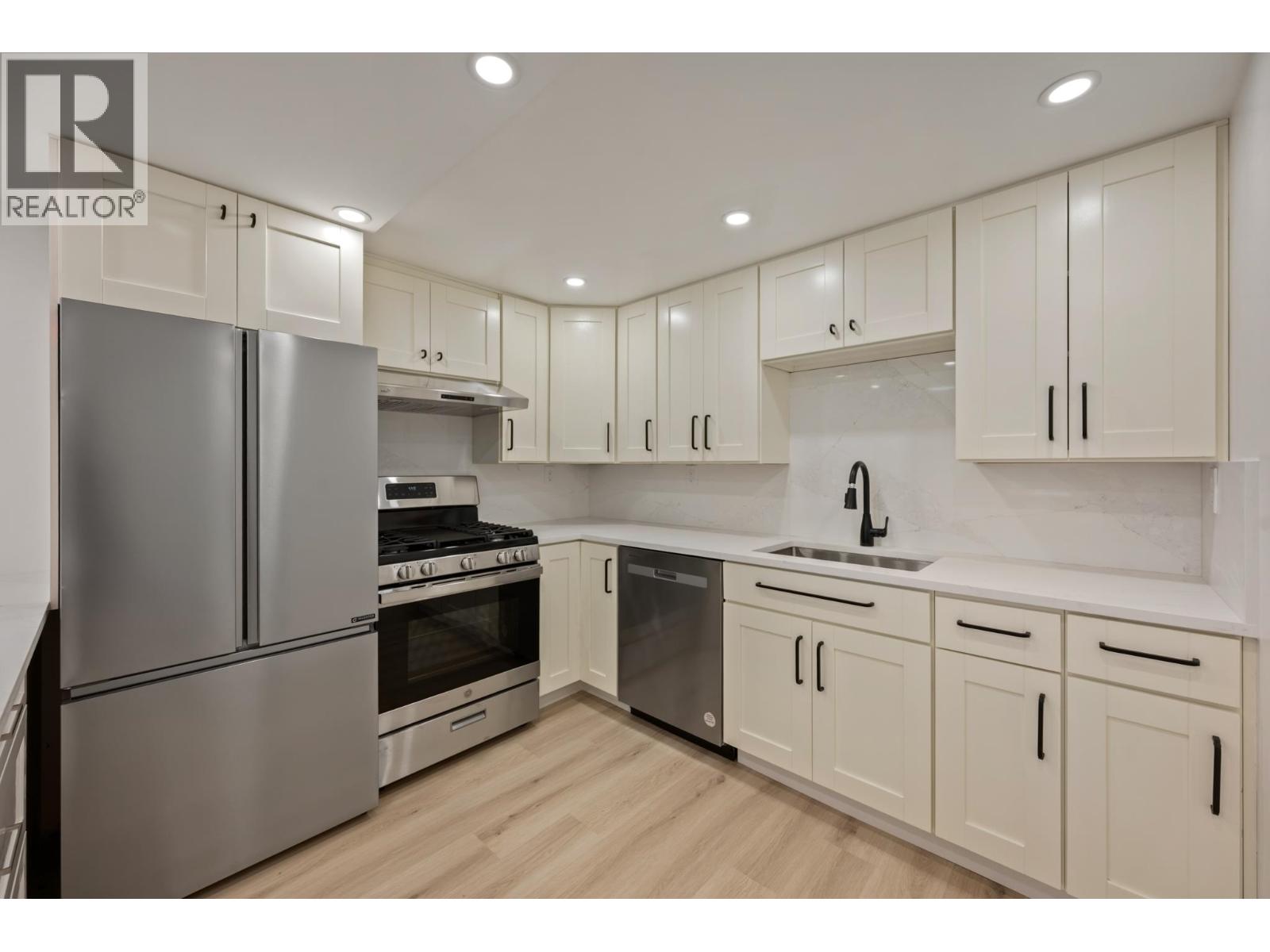 2556 Trillium Place, Coquitlam, British Columbia  V3E 2G3 - Photo 32 - R3162914