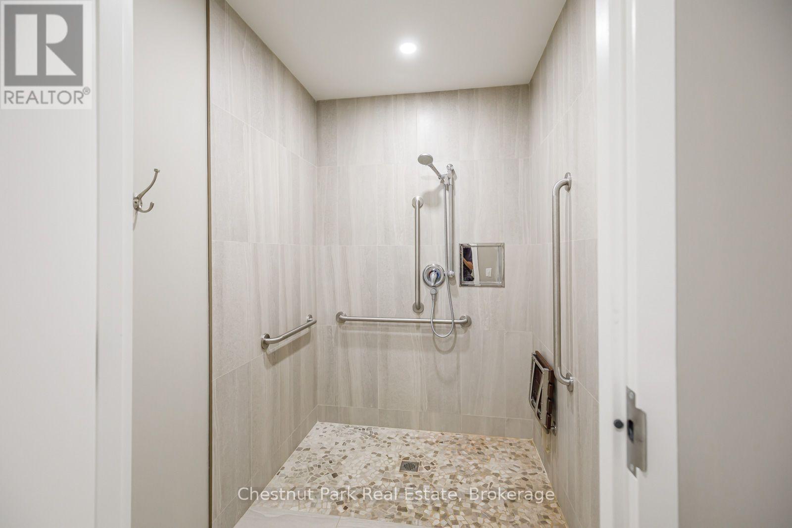 209 - 172 Eighth Street, Collingwood, Ontario  L9Y 4T2 - Photo 35 - S13756408