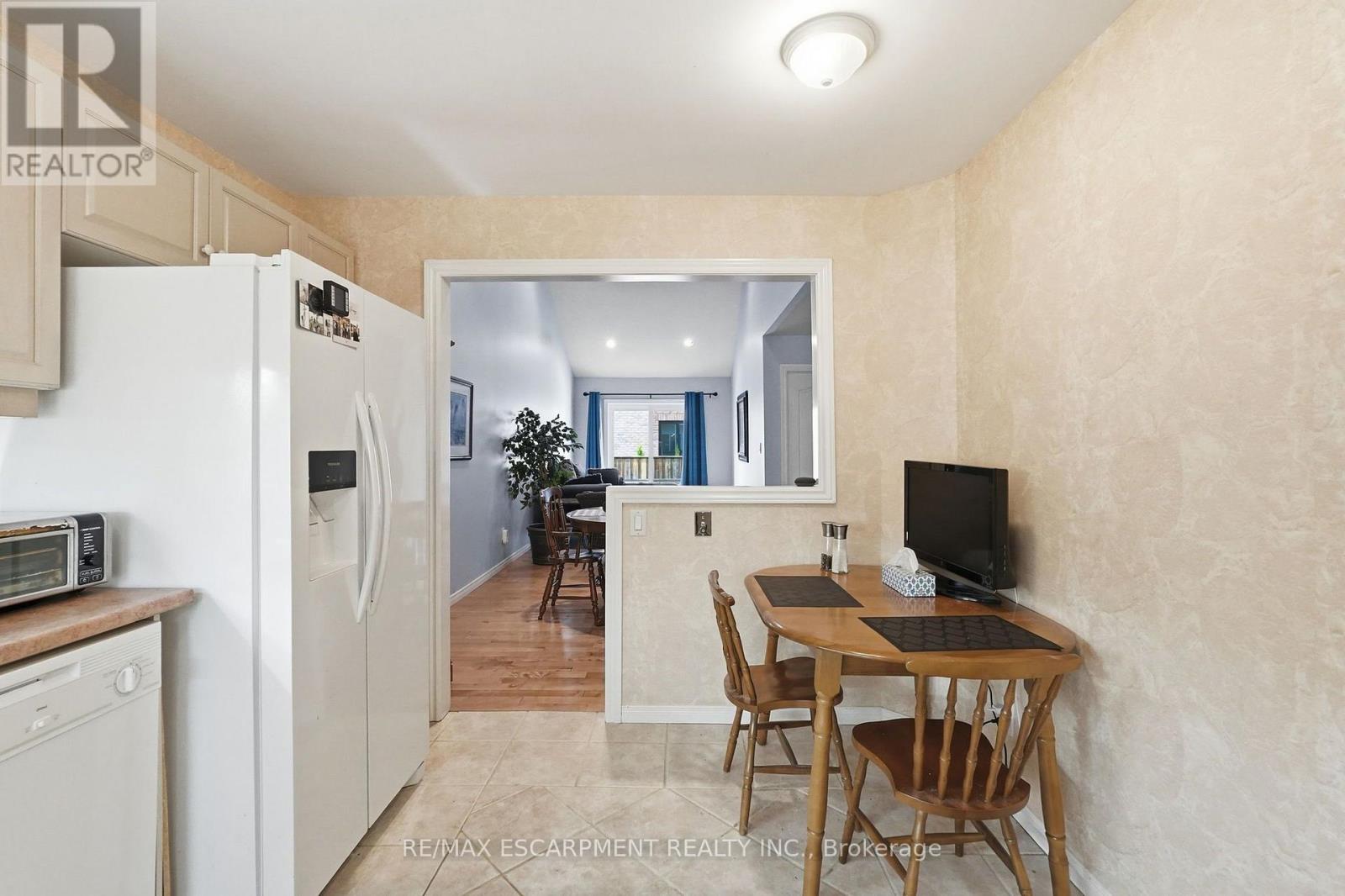 2 - 222 Fellowes Crescent, Hamilton, Ontario  L8B 0R1 - Photo 9 - X13762674