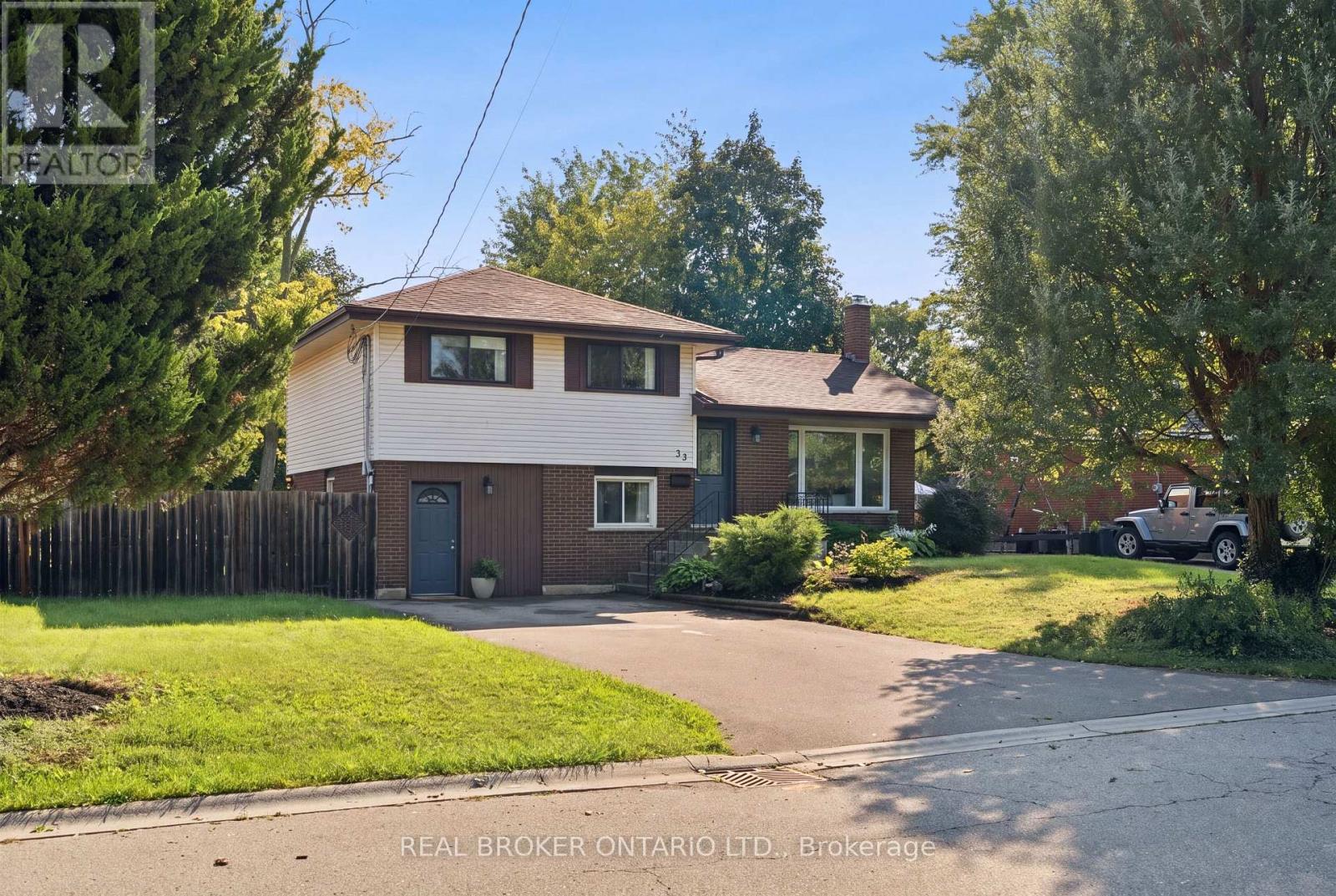 33 Patterson Avenue, Brantford, Ontario  N3S 6X1 - Photo 3 - X13762734