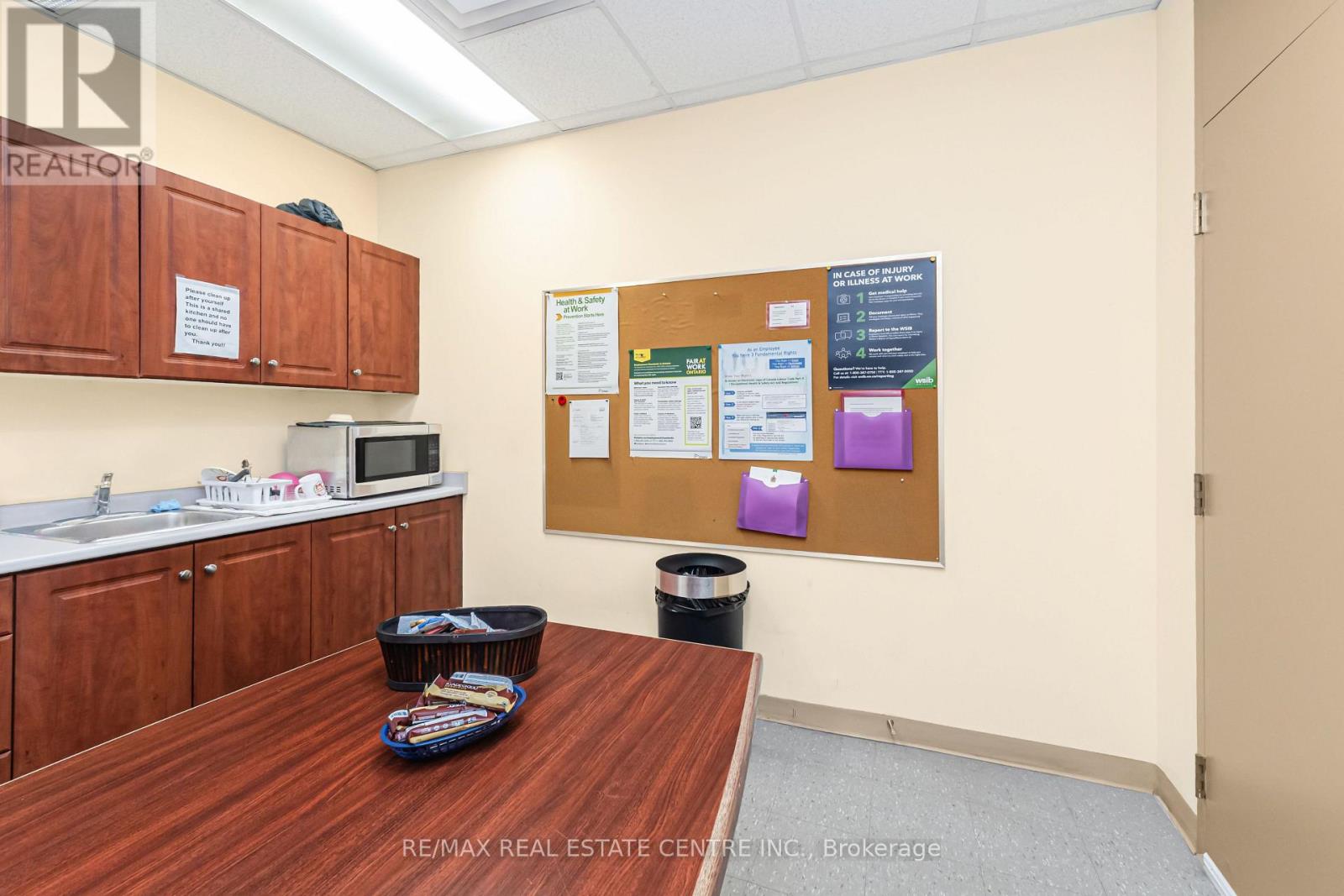 396 Clarence Street, Brampton, Ontario  L6W 1T5 - Photo 12 - W13757606