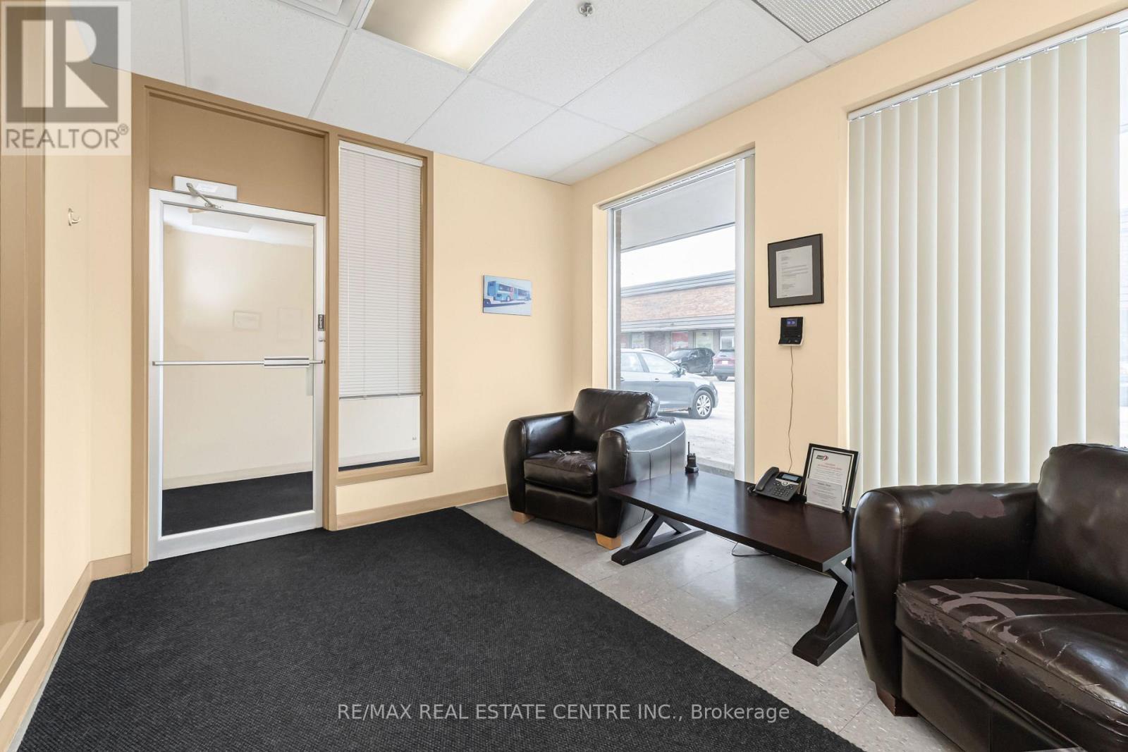 396 Clarence Street, Brampton, Ontario  L6W 1T5 - Photo 6 - W13757606
