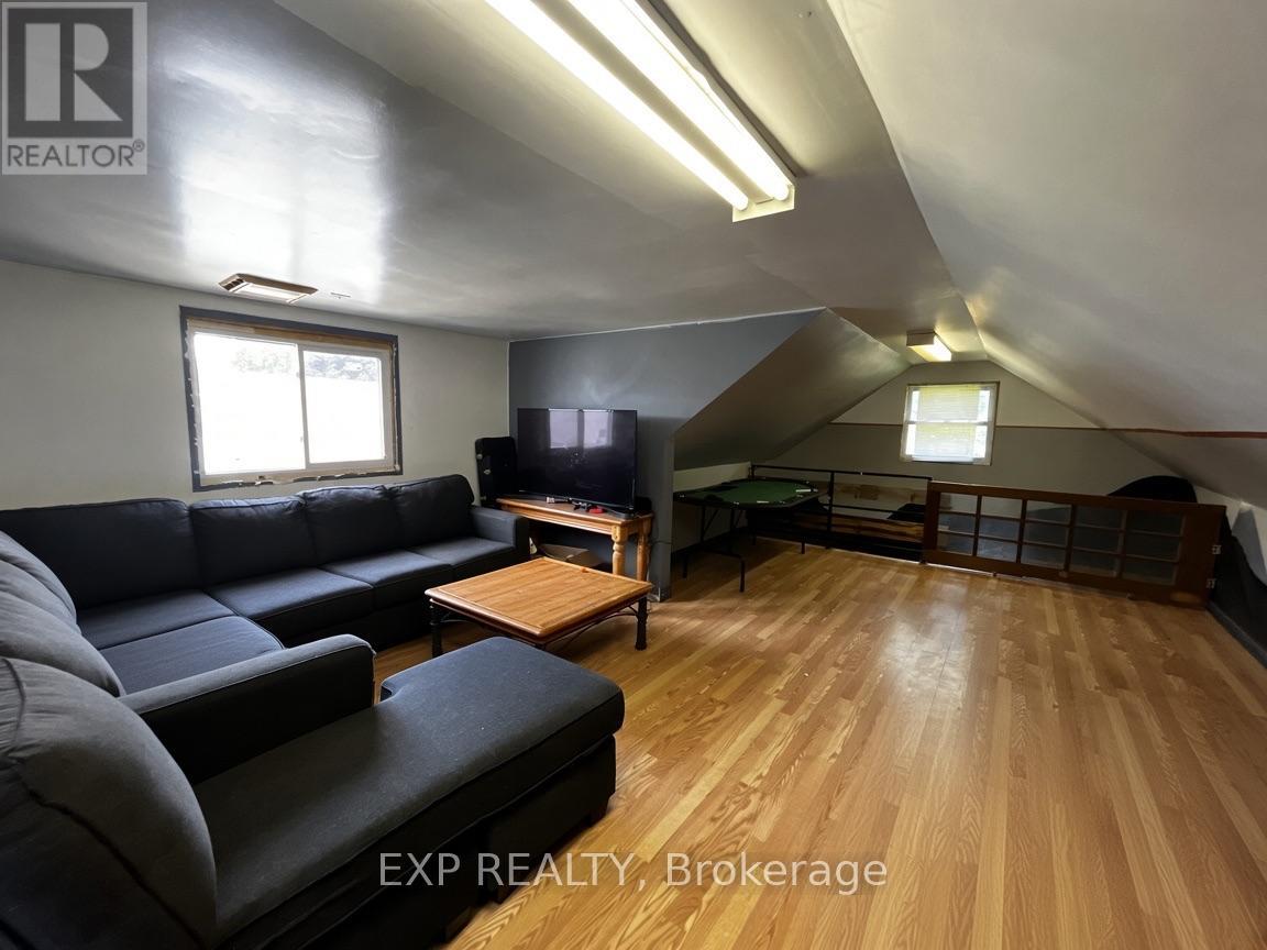155 North Street, Southwest Middlesex, Ontario  N0L 1M0 - Photo 25 - X13760334