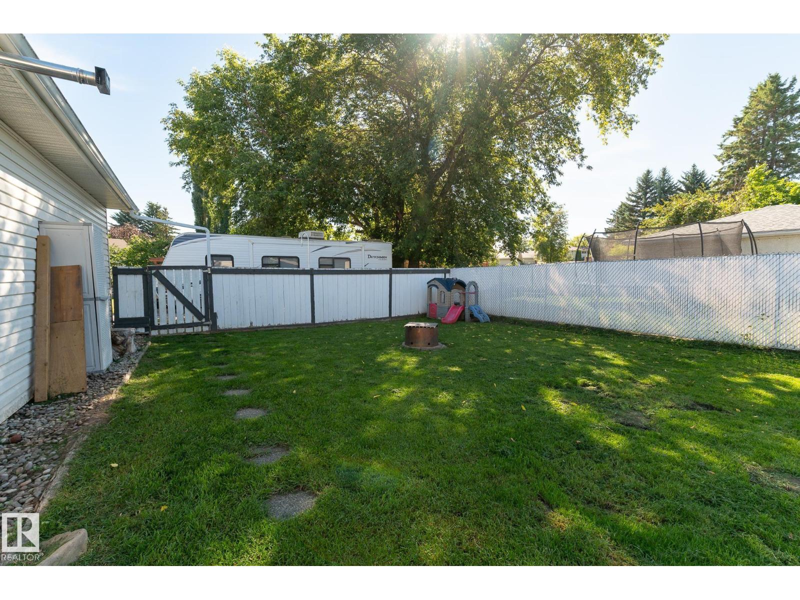 11 Oatway St, Spruce Grove, Alberta  T7X 2E5 - Photo 46 - E4507771