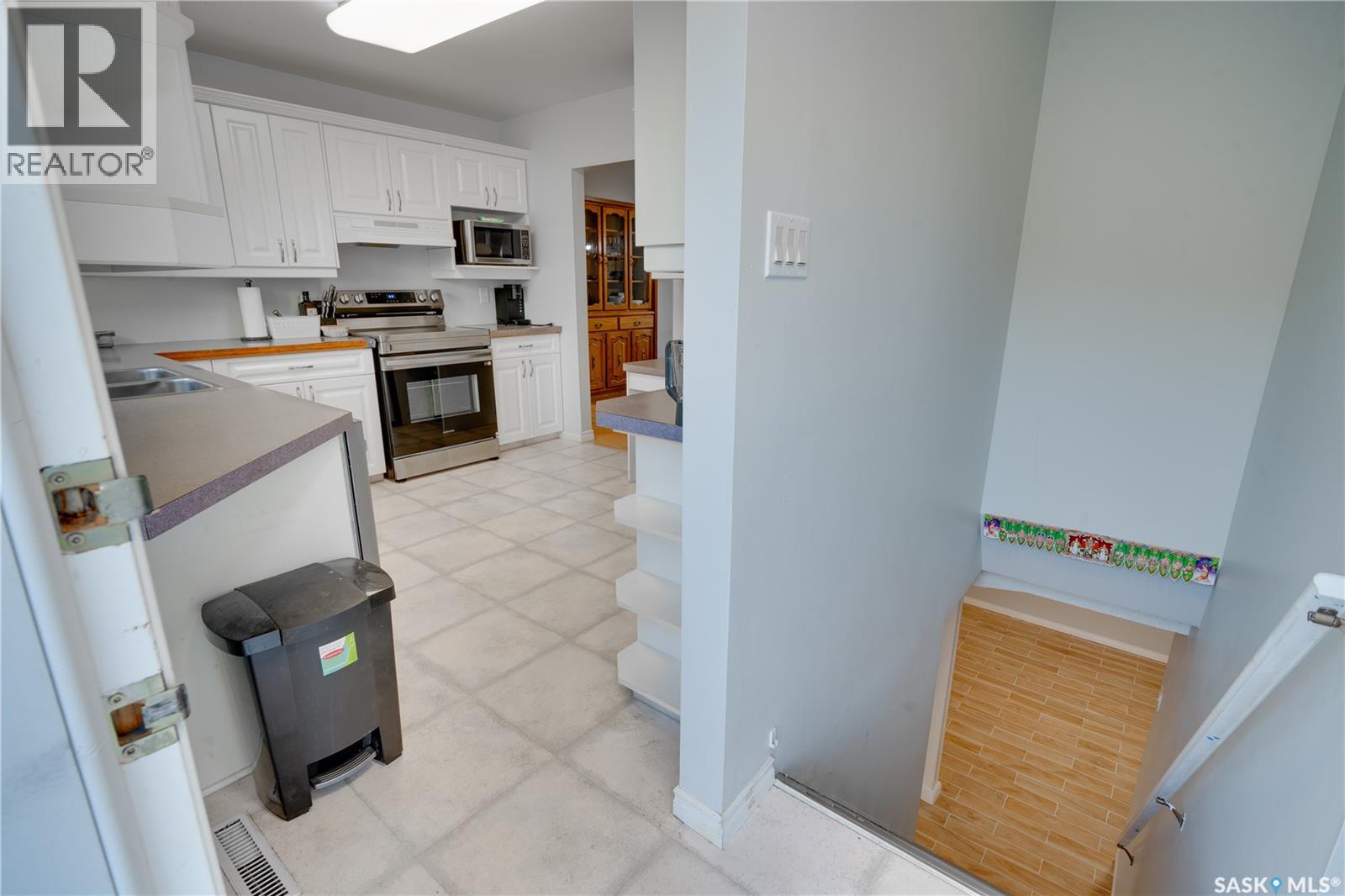 1304 Queen Crescent, Moose Jaw, Saskatchewan  S6H 3G4 - Photo 22 - SK047918