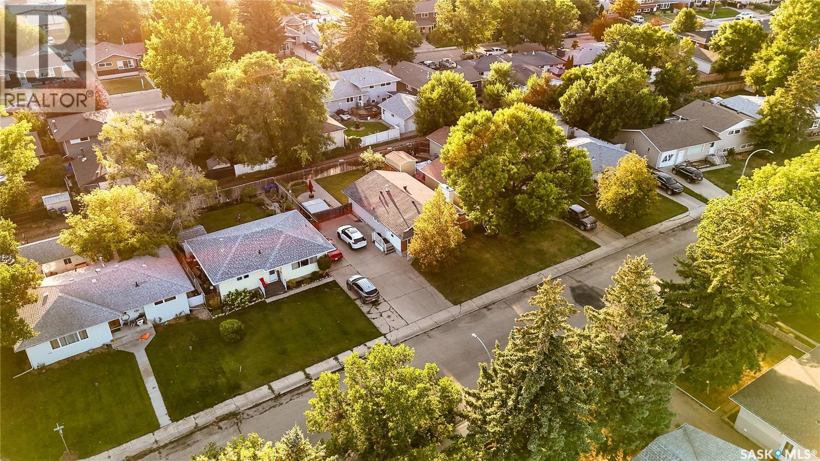 1304 Queen Crescent, Moose Jaw, Saskatchewan  S6H 3G4 - Photo 41 - SK047918