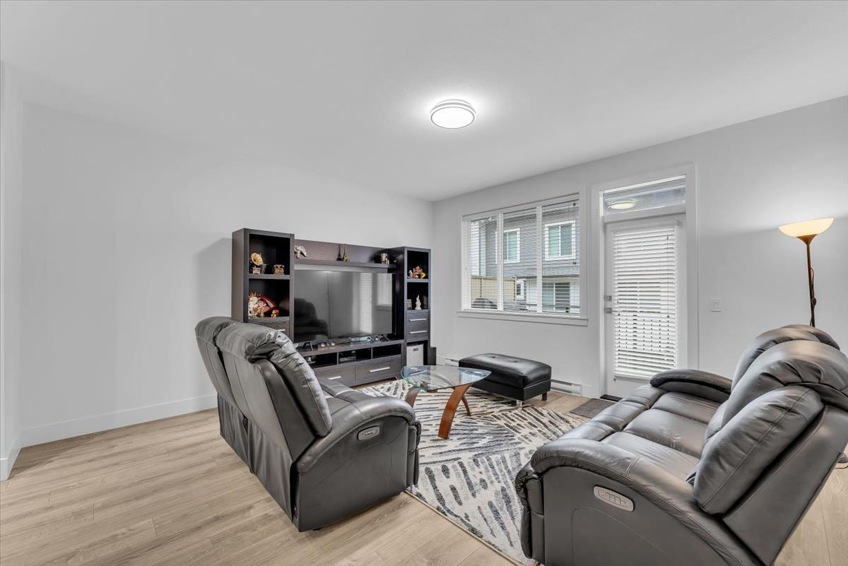 35 9718 161a Street, Surrey, British Columbia  V4N 6S7 - Photo 6 - R3162930