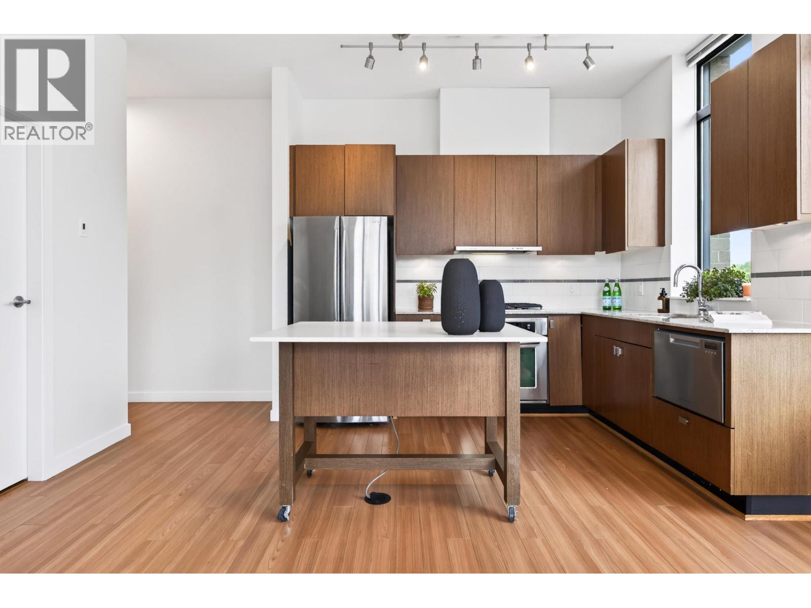 501 121 Brew Street, Port Moody, British Columbia  V3H 0E2 - Photo 3 - R3163214