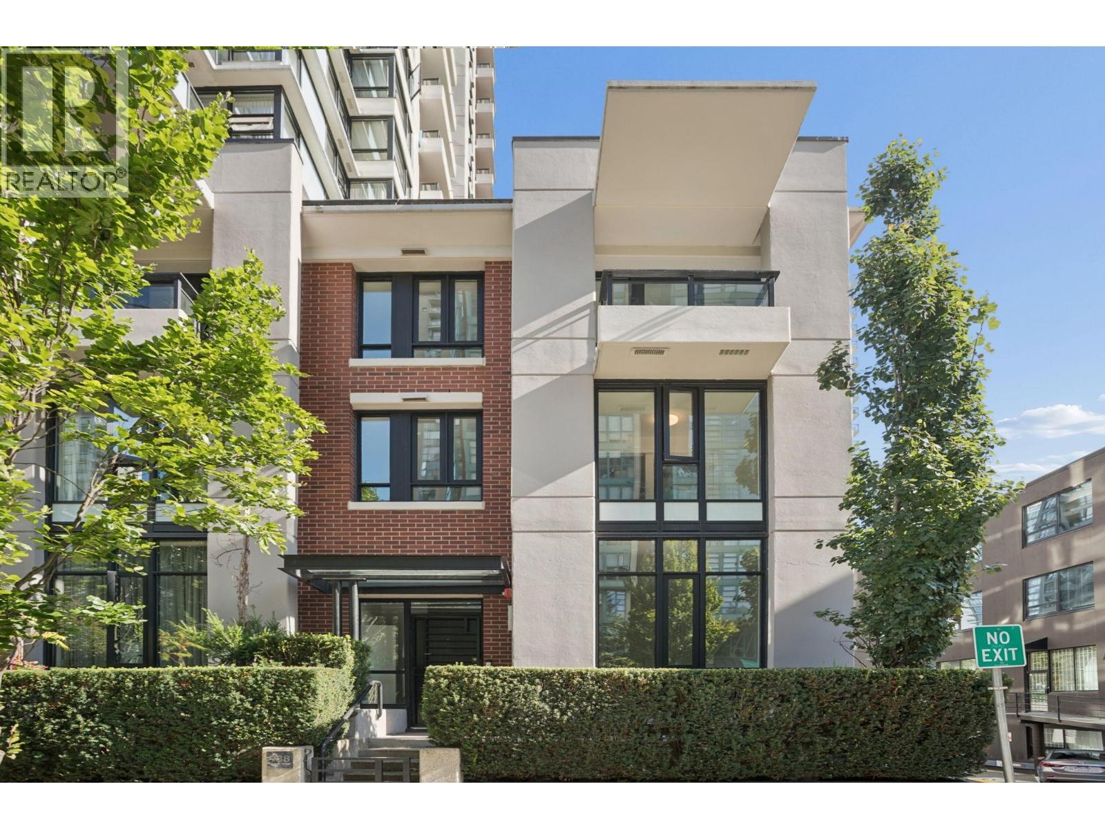TH938 HOMER STREET, vancouver, British Columbia