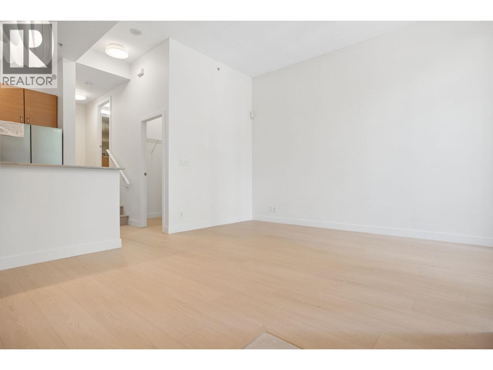 Th938 Homer Street, Vancouver, British Columbia  V6B 1T7 - Photo 4 - R3163321