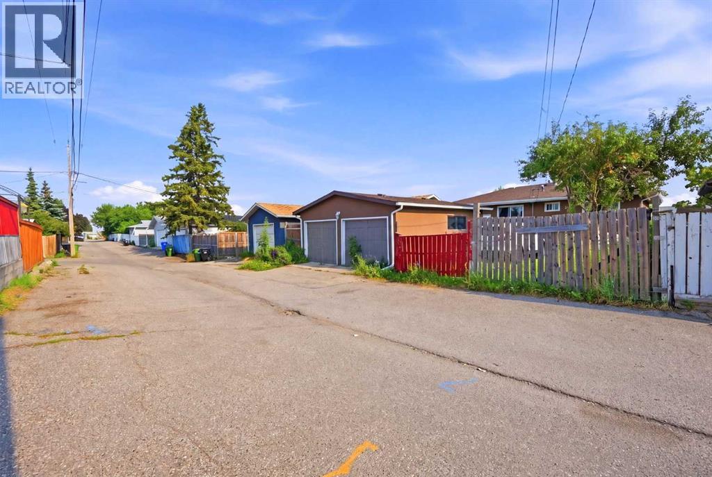 731 Maryvale Way NE, Calgary, Alberta  T2A 2V8 - Photo 38 - A2334688