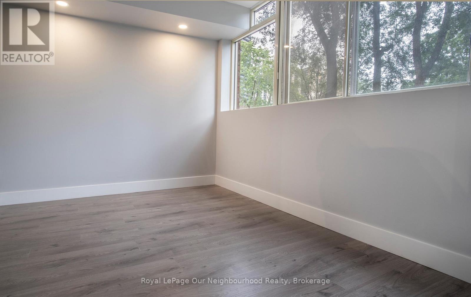 325 - 60 Homewood Avenue, Toronto, Ontario  M4Y 2X4 - Photo 21 - C13762952