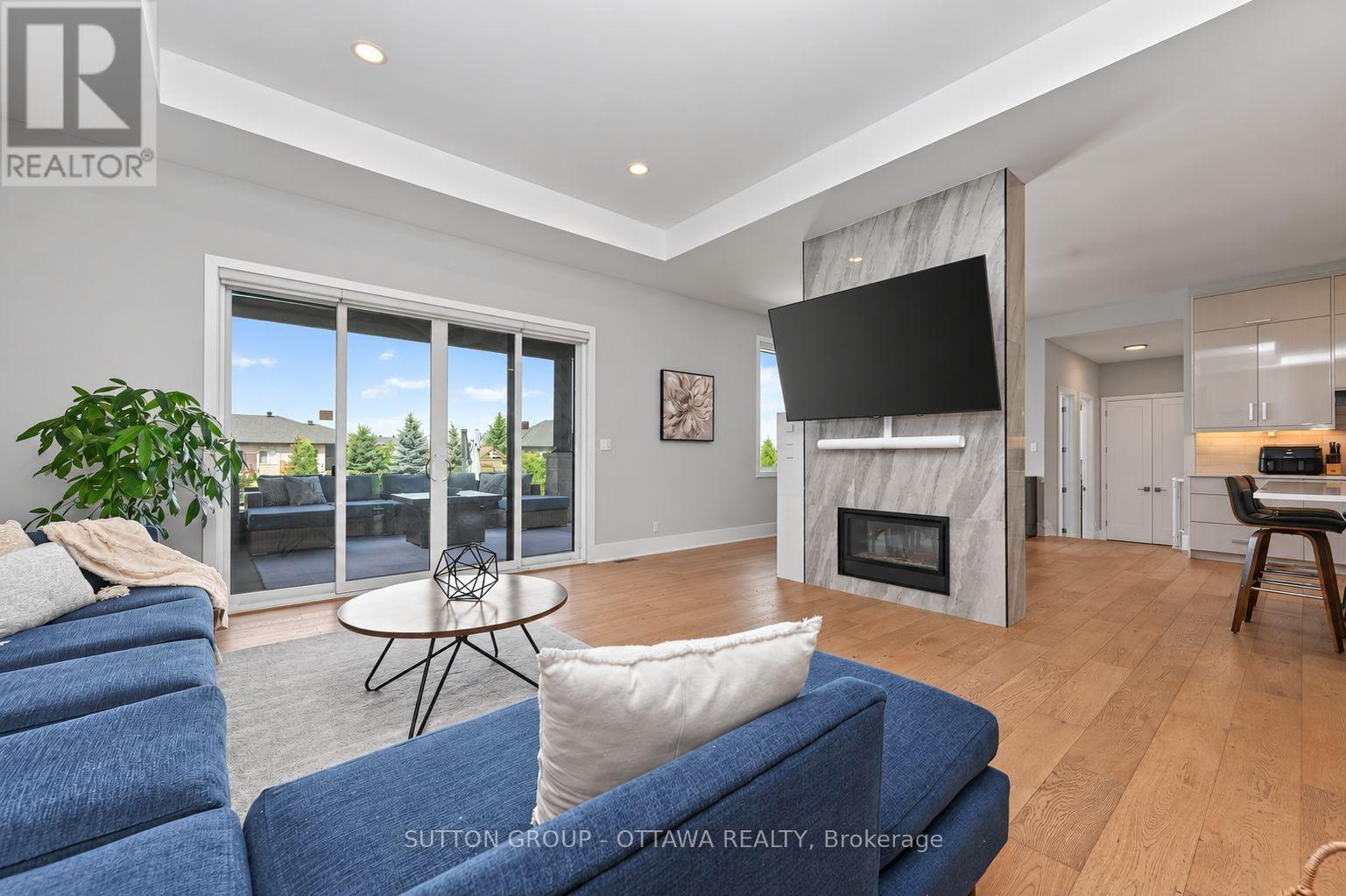 7095 Still Meadow Way, Ottawa, Ontario  K4P 1B8 - Photo 7 - X13760464