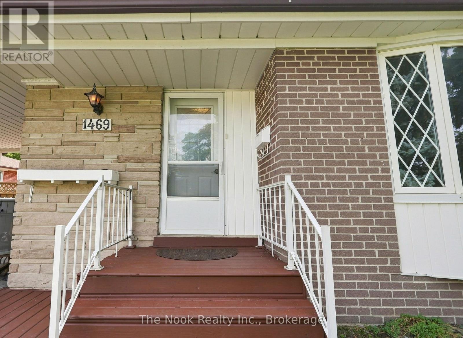 Main Floor - 1469 Drava Street, Pickering, Ontario  L1W 1K2 - Photo 3 - E13762936