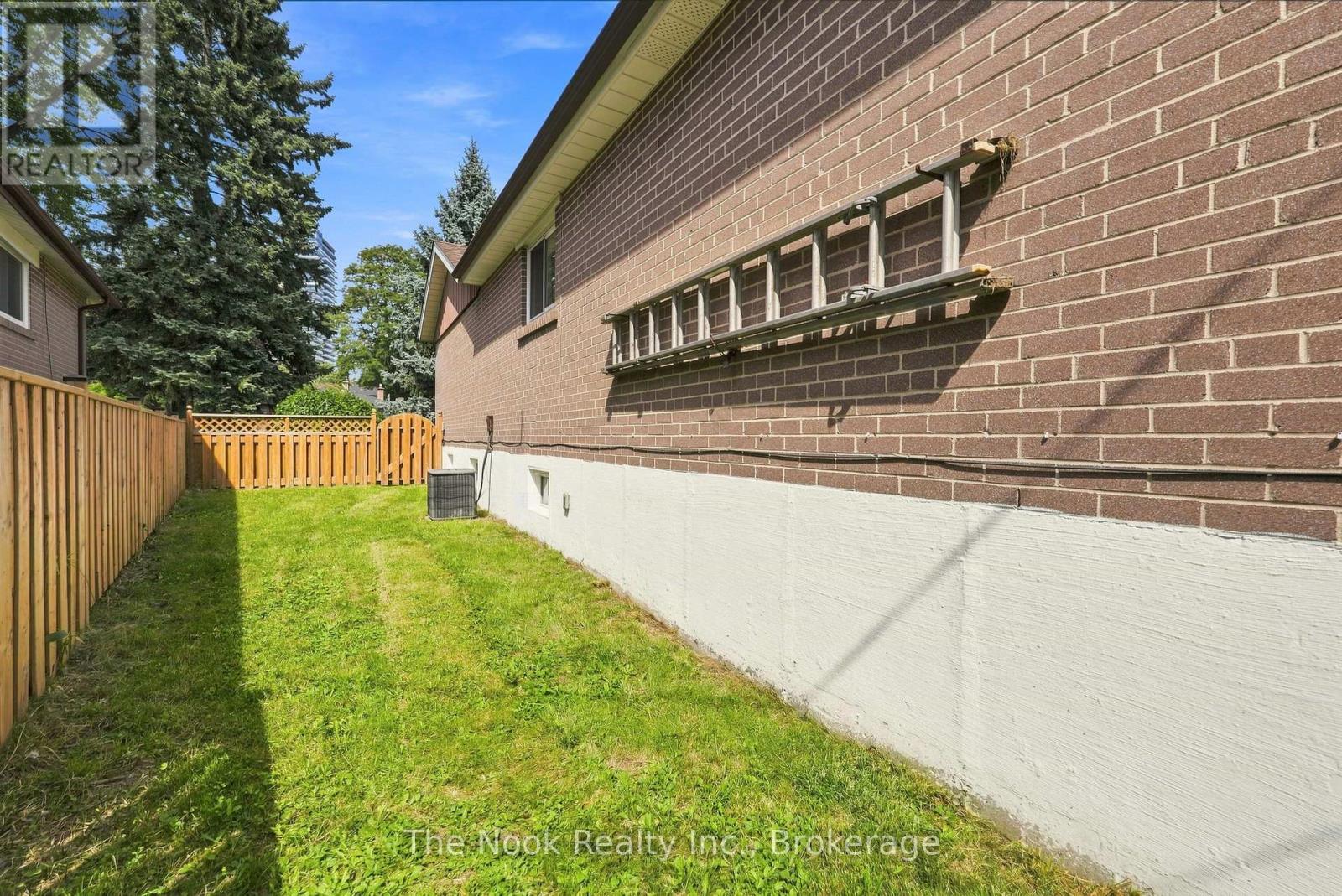 Main Floor - 1469 Drava Street, Pickering, Ontario  L1W 1K2 - Photo 36 - E13762936