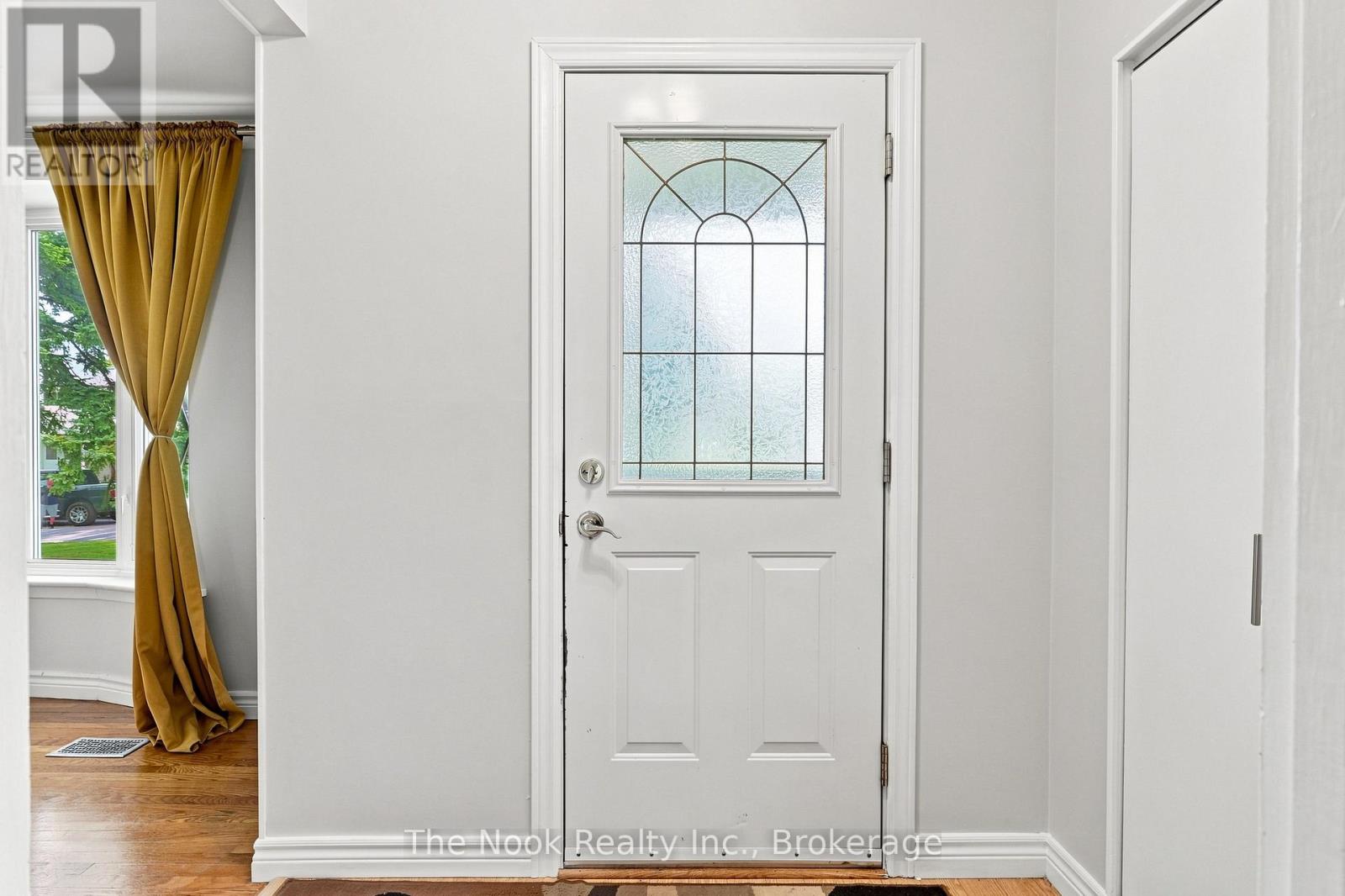 Main Floor - 1469 Drava Street, Pickering, Ontario  L1W 1K2 - Photo 4 - E13762936