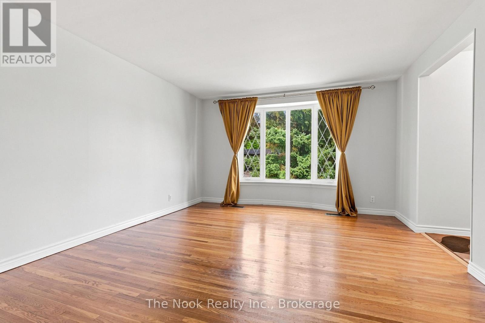 Main Floor - 1469 Drava Street, Pickering, Ontario  L1W 1K2 - Photo 5 - E13762936