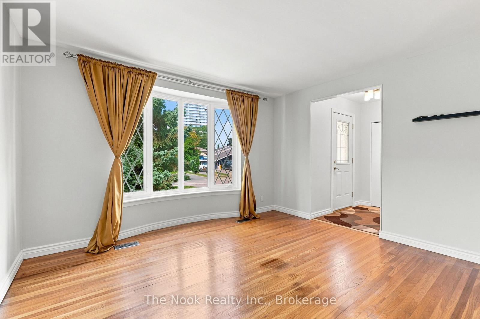 Main Floor - 1469 Drava Street, Pickering, Ontario  L1W 1K2 - Photo 8 - E13762936