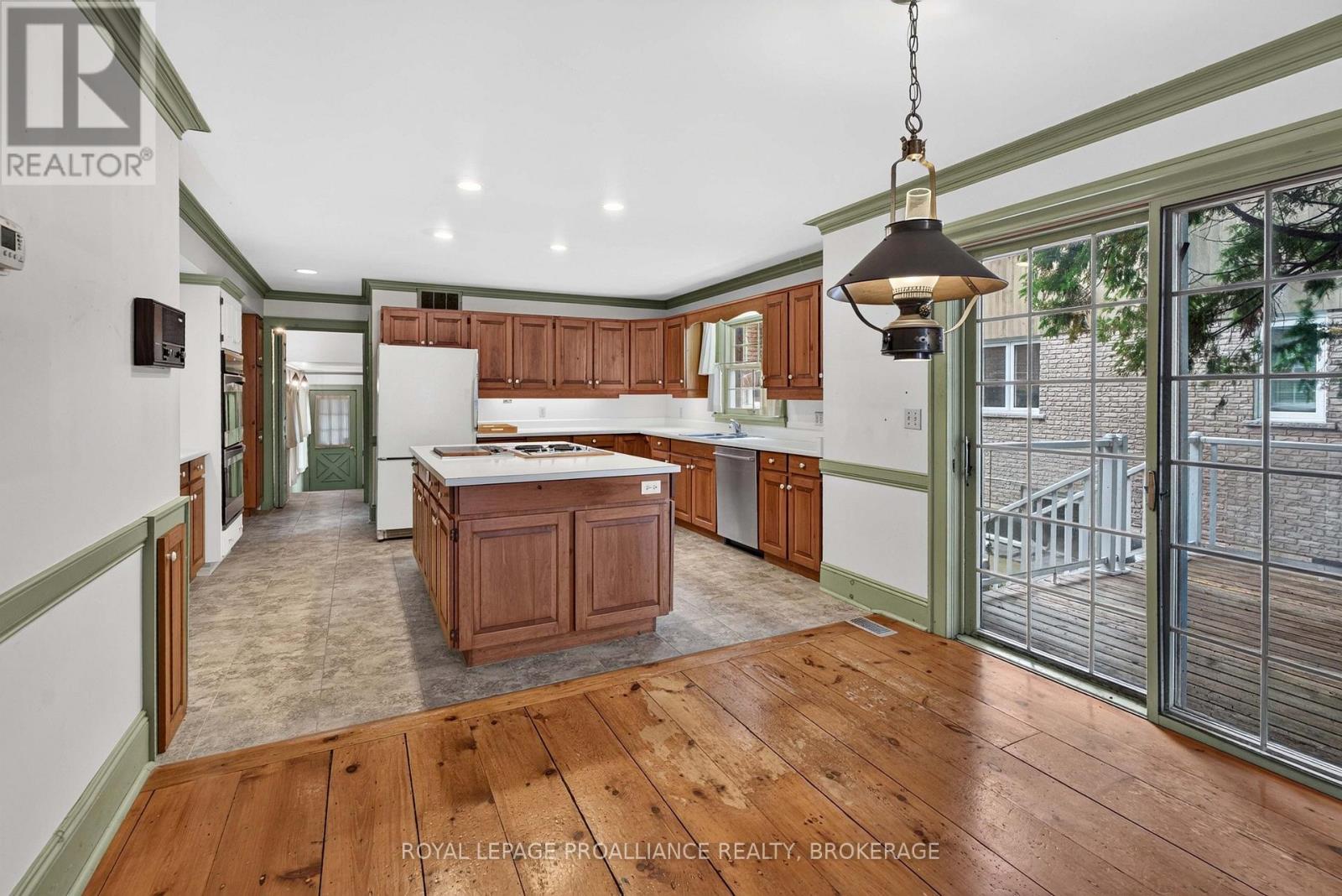 110 Lakeshore Boulevard, Kingston, Ontario  K7M 0A5 - Photo 12 - X13762876