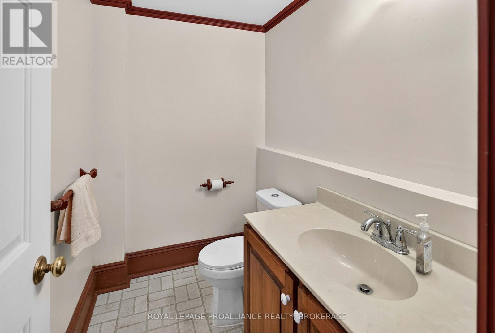 110 Lakeshore Boulevard, Kingston, Ontario  K7M 0A5 - Photo 35 - X13762876