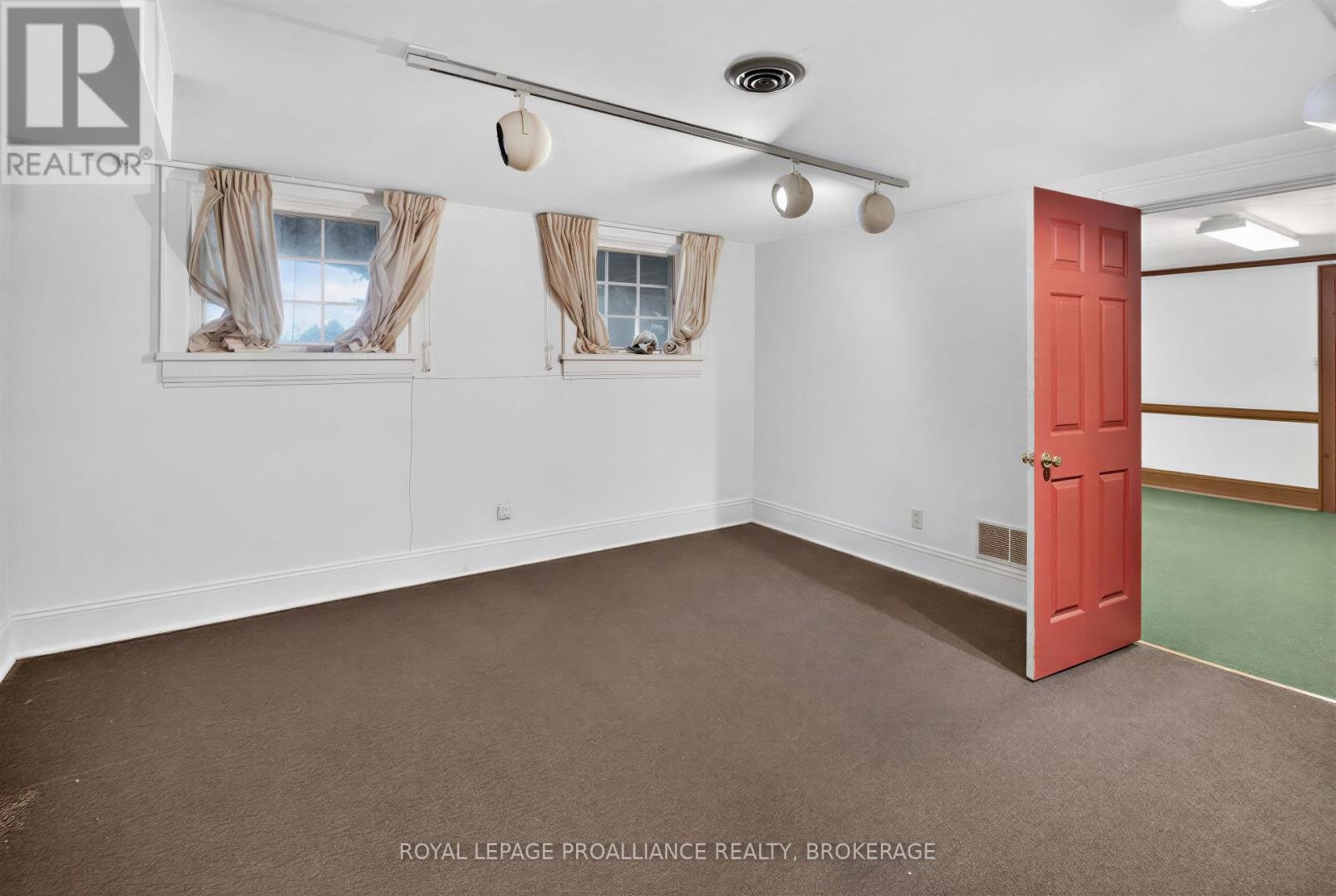 110 Lakeshore Boulevard, Kingston, Ontario  K7M 0A5 - Photo 37 - X13762876