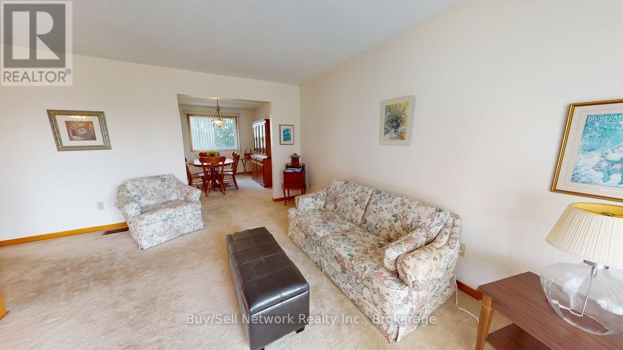 2565 Marsdale Drive, Peterborough, Ontario  K9L 1Y3 - Photo 10 - X13762992