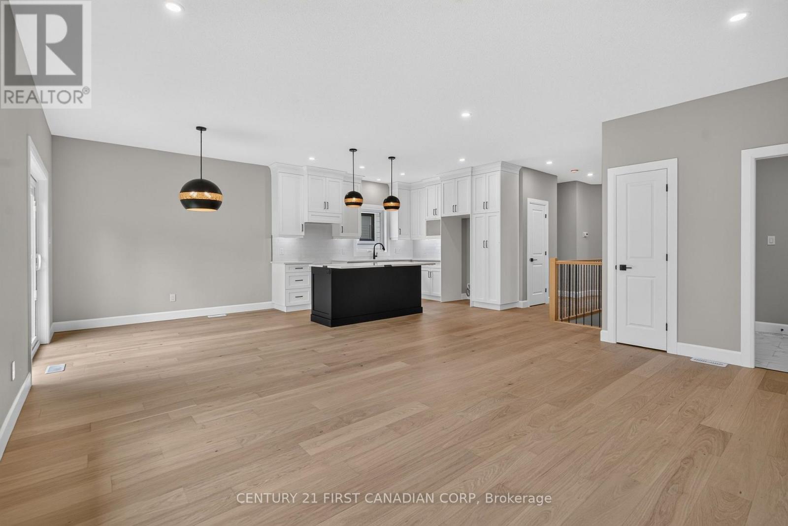 4 - 430 Head Street N, Strathroy-Caradoc, Ontario  N7G 2K2 - Photo 10 - X13762878
