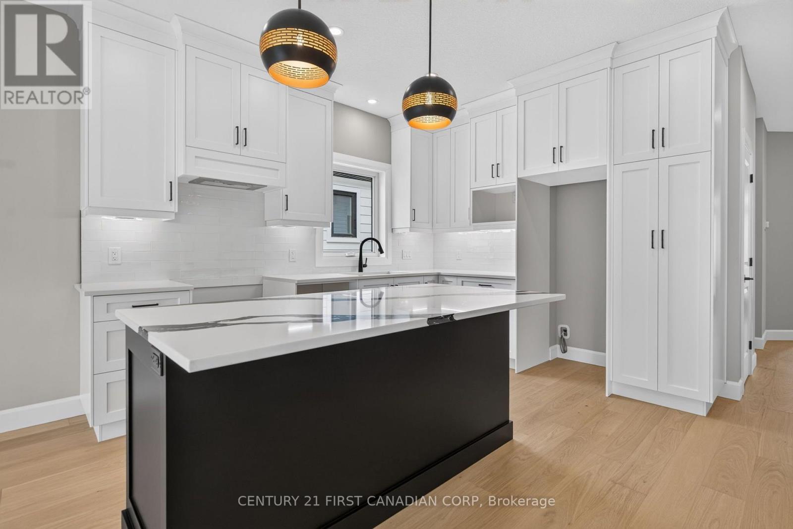 4 - 430 Head Street N, Strathroy-Caradoc, Ontario  N7G 2K2 - Photo 12 - X13762878