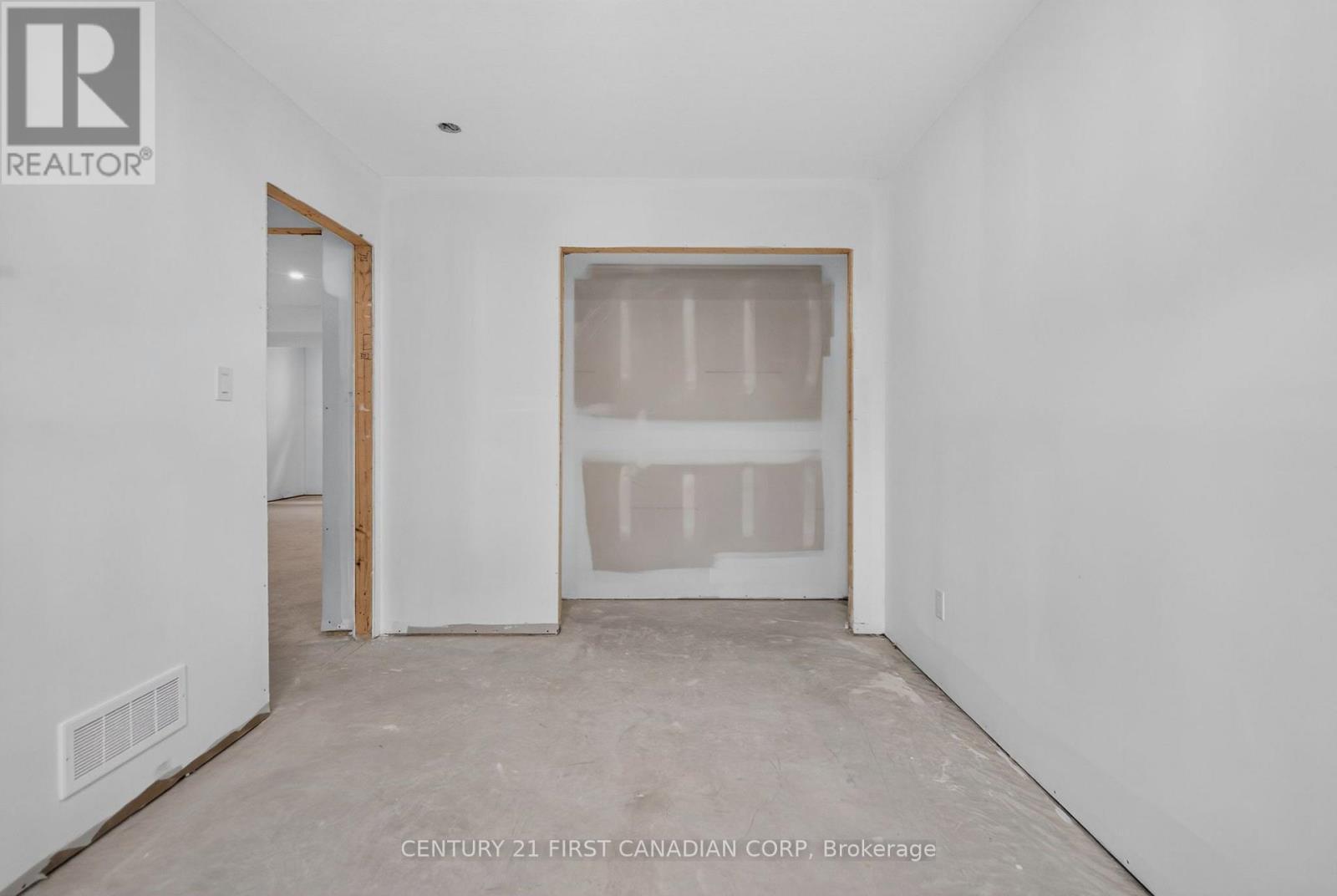 4 - 430 Head Street N, Strathroy-Caradoc, Ontario  N7G 2K2 - Photo 28 - X13762878