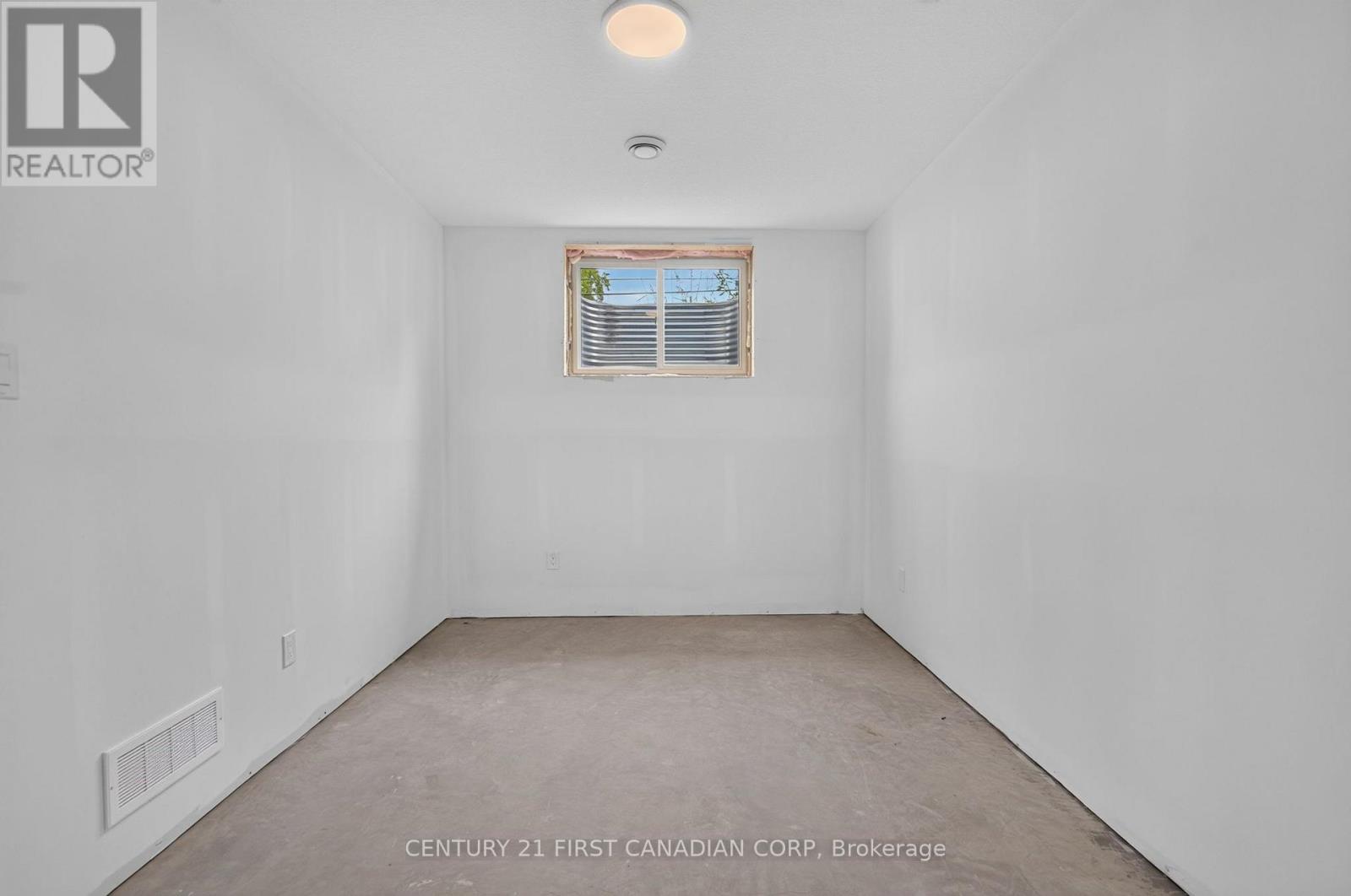 4 - 430 Head Street N, Strathroy-Caradoc, Ontario  N7G 2K2 - Photo 29 - X13762878