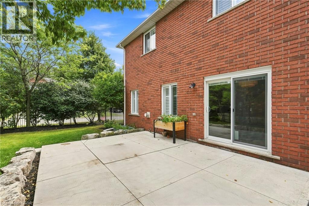 31 Commando Court, Waterdown, Ontario  L8B 0J6 - Photo 26 - 40861384