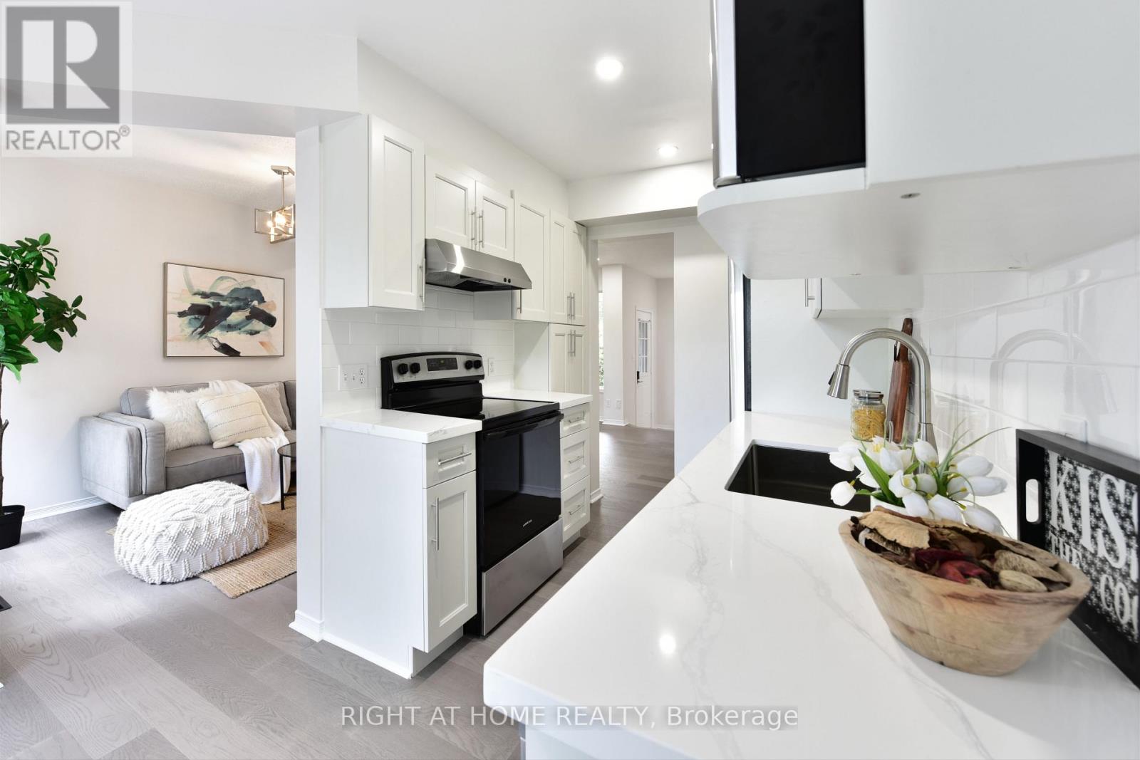60 Malhotra Court, Ottawa, Ontario  K1V 1K2 - Photo 15 - X13762790