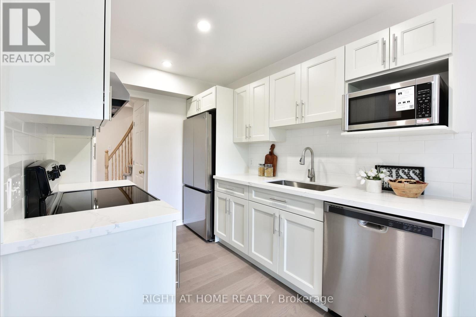 60 Malhotra Court, Ottawa, Ontario  K1V 1K2 - Photo 16 - X13762790