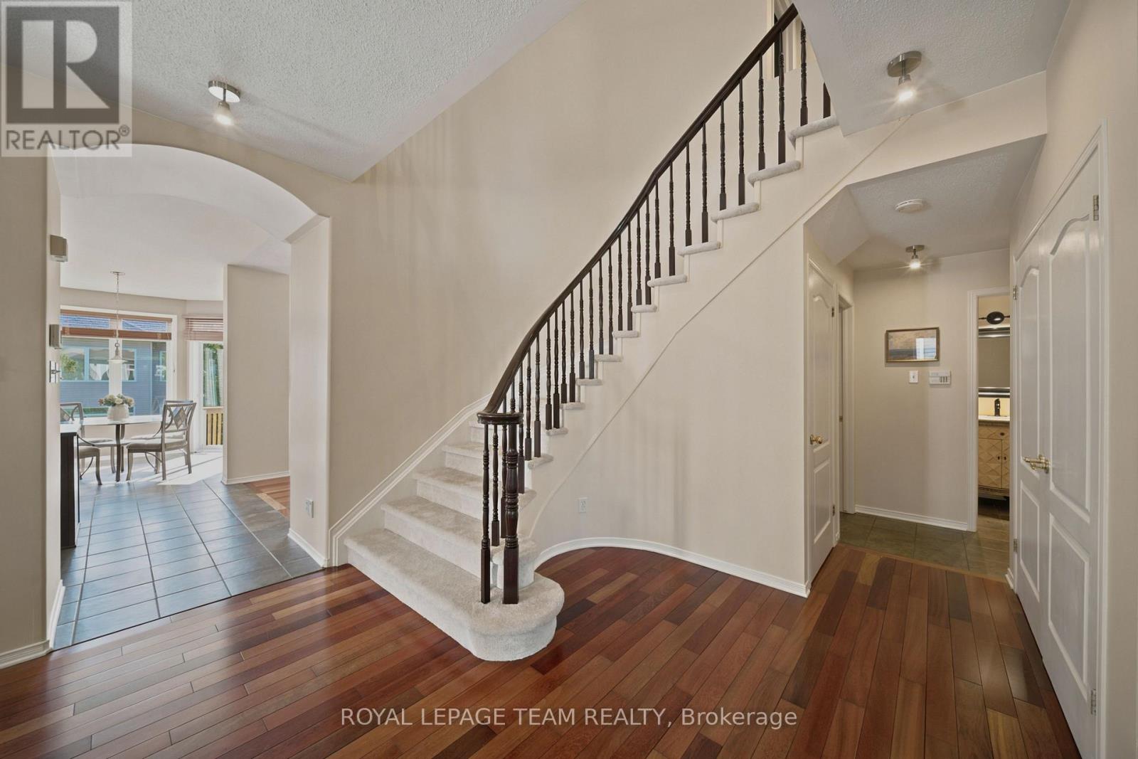 32 Glenrill Place, Ottawa, Ontario  K2M 2T5 - Photo 10 - X13762926