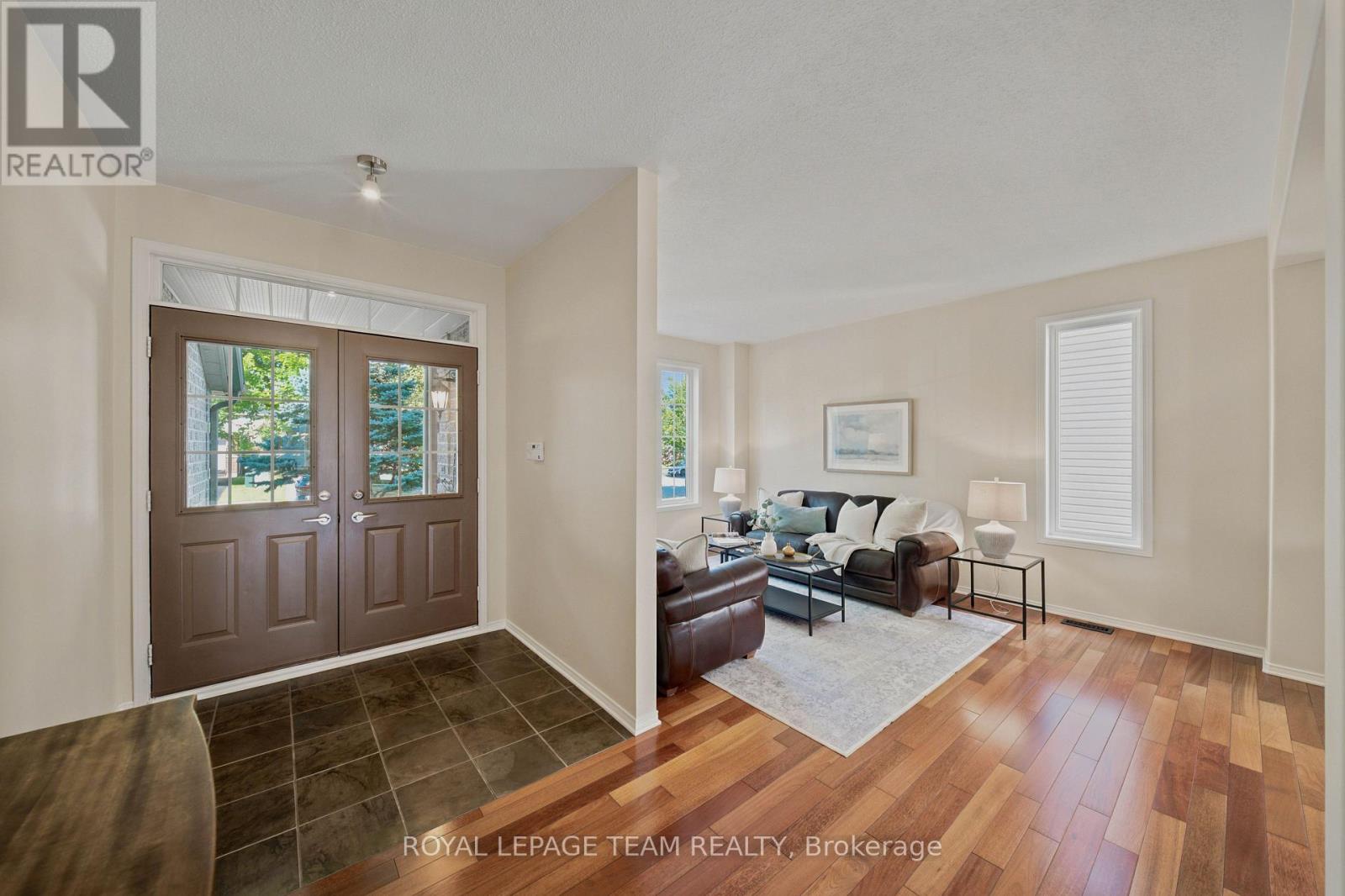 32 Glenrill Place, Ottawa, Ontario  K2M 2T5 - Photo 3 - X13762926